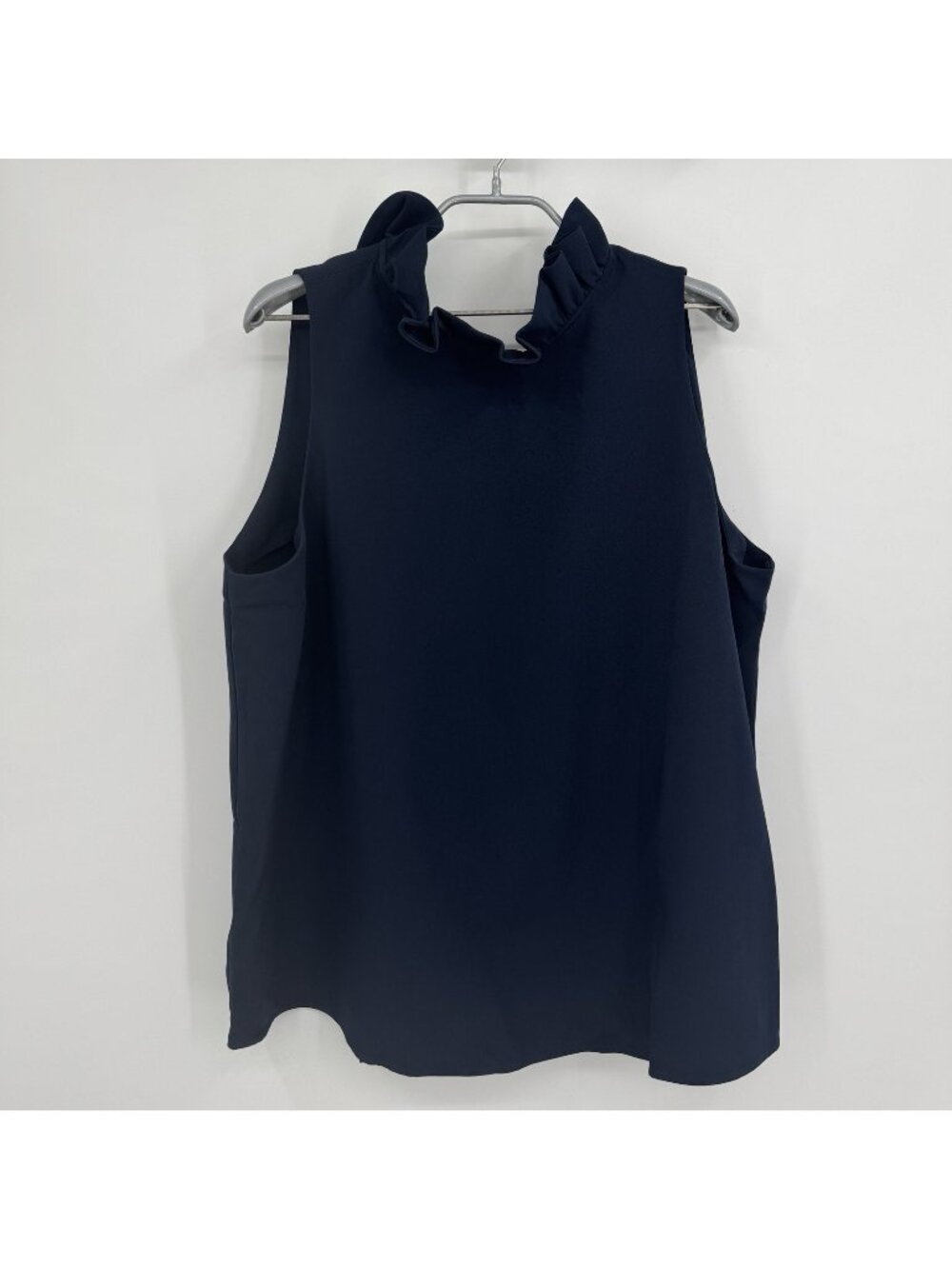 Tuckernuck Navy Blue Mason Blouse size XXL 2XL Sleeveless Top Ruffle Bow Tie NWT
